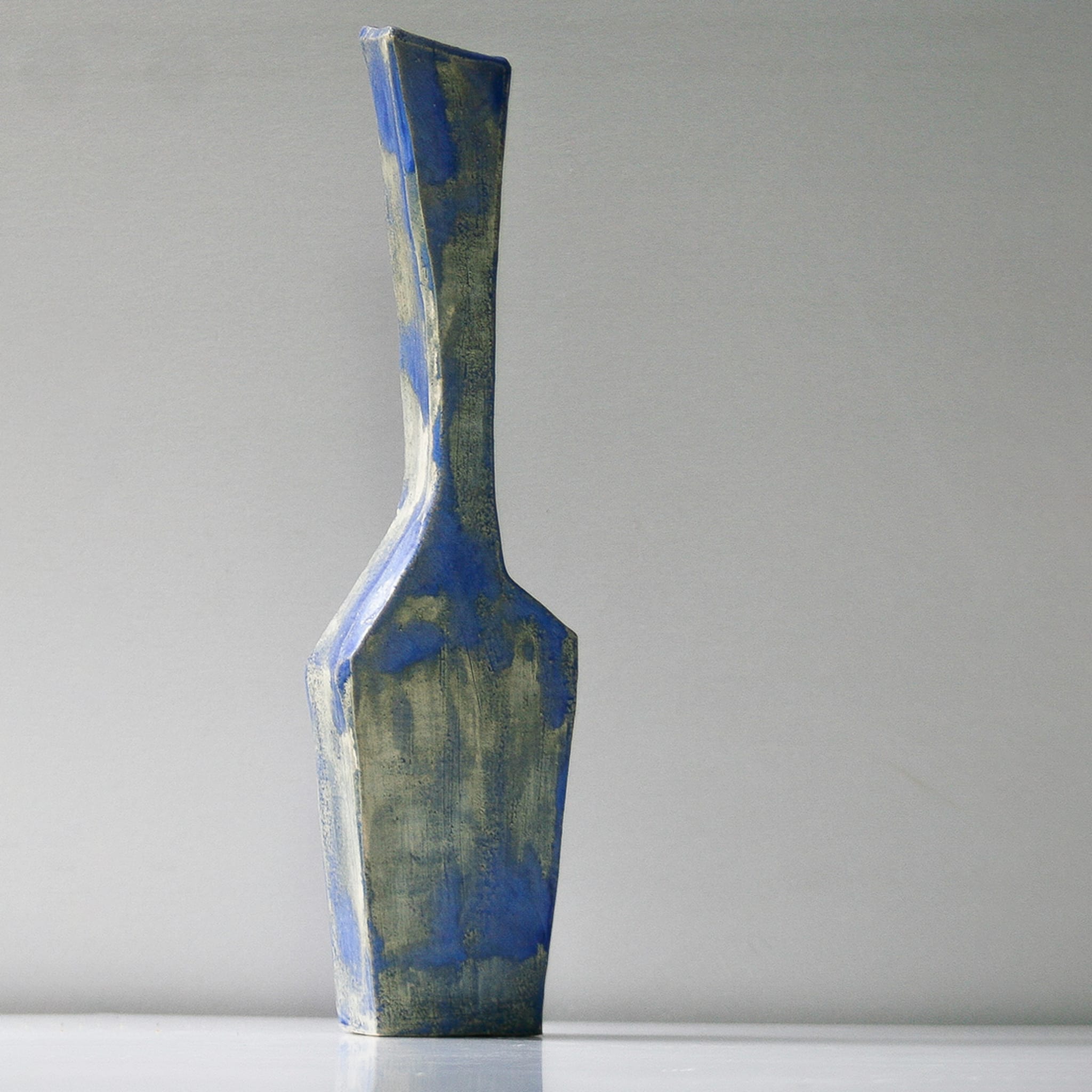Cubist Blue Vase N.2 - Alternative view 3