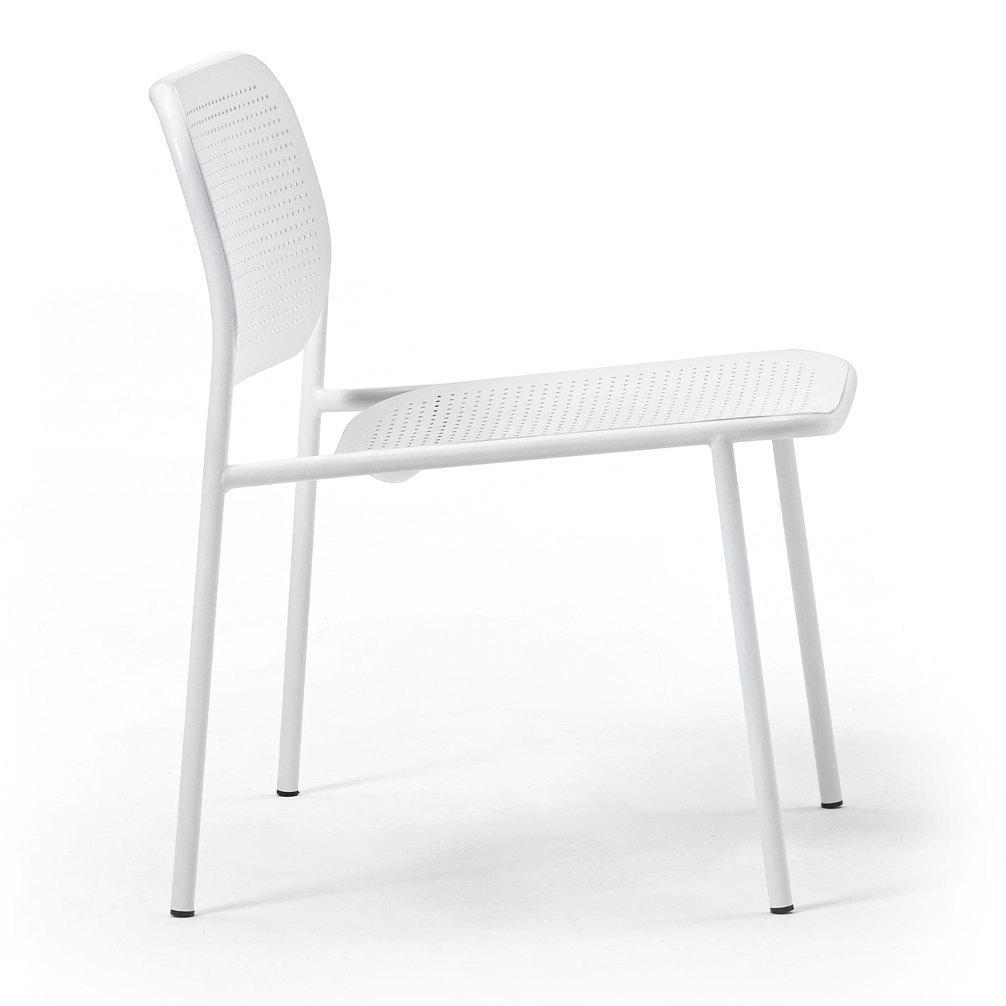 0172-CB Metis Dot White Chair Par Studio Gabbertas - Vue alternative 1