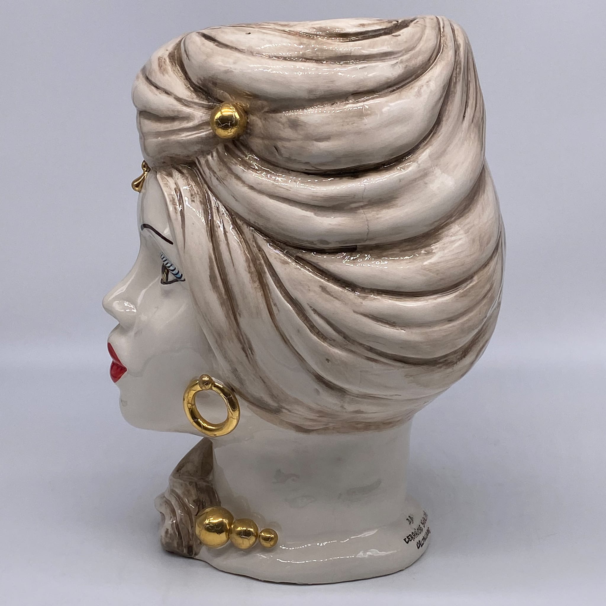Lady Beige Gold Anubi Moor's Head Vase - Alternative view 1
