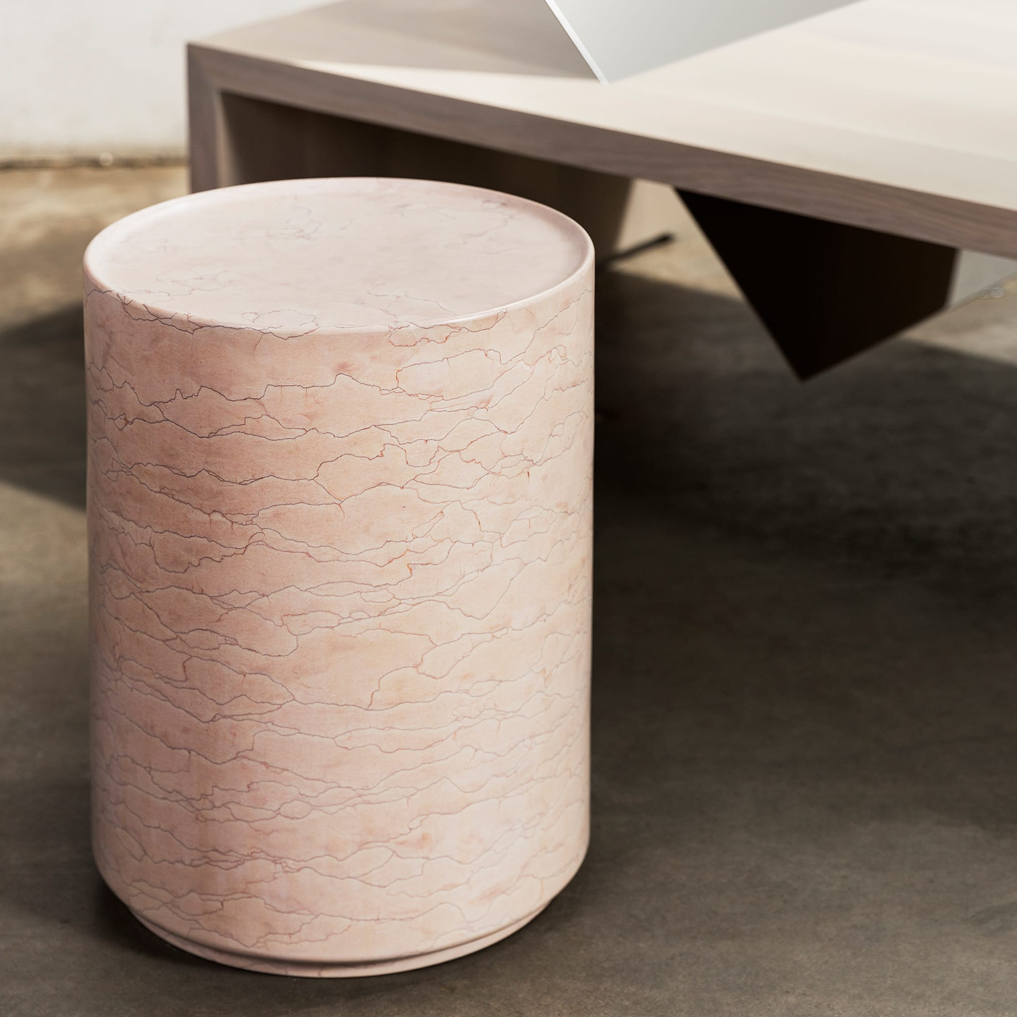 Amara Side Table in Pink Marble - Alternative view 1