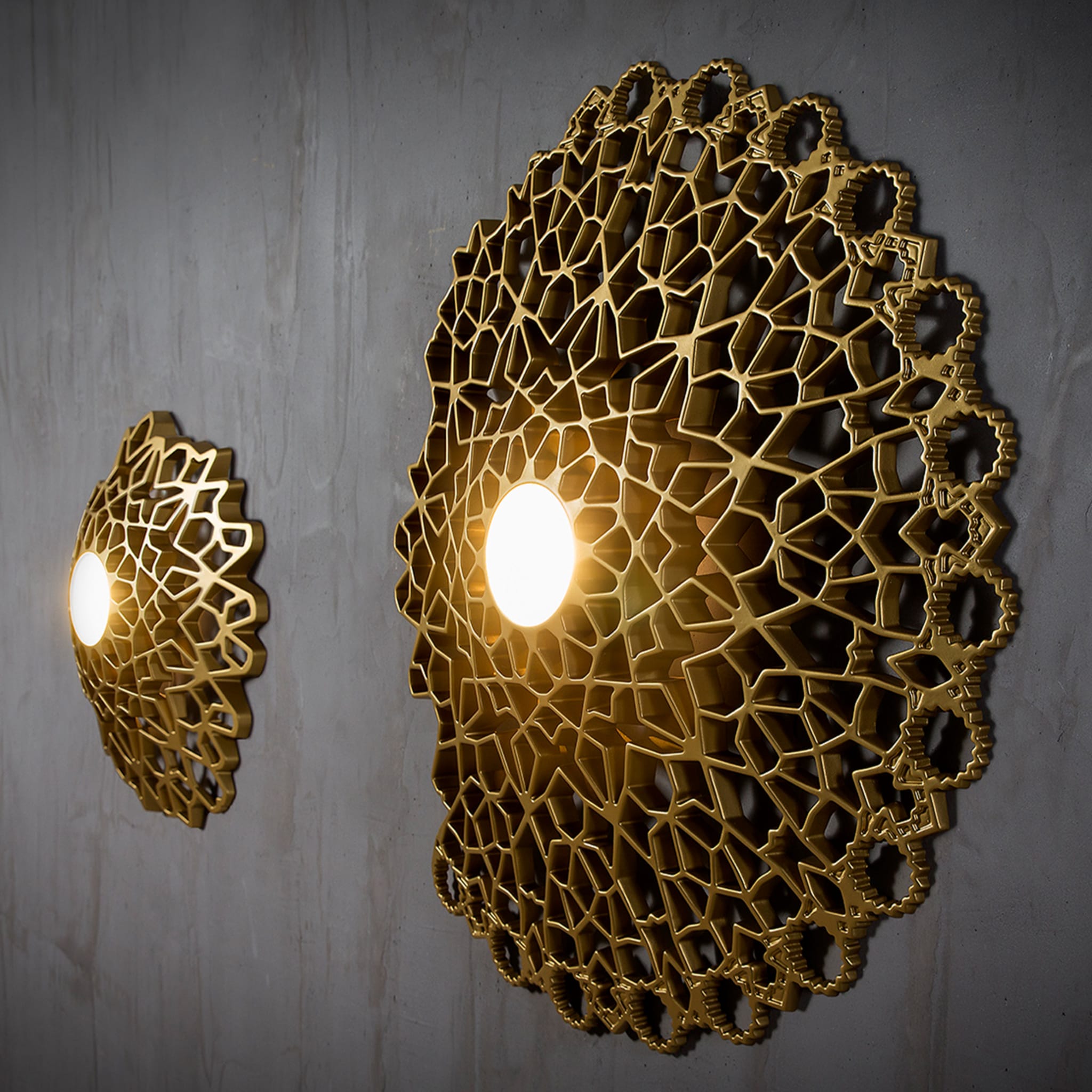 Notredame Small Golden Wall Lamp by Luca De Bona & Dario De Meo - Alternative view 1