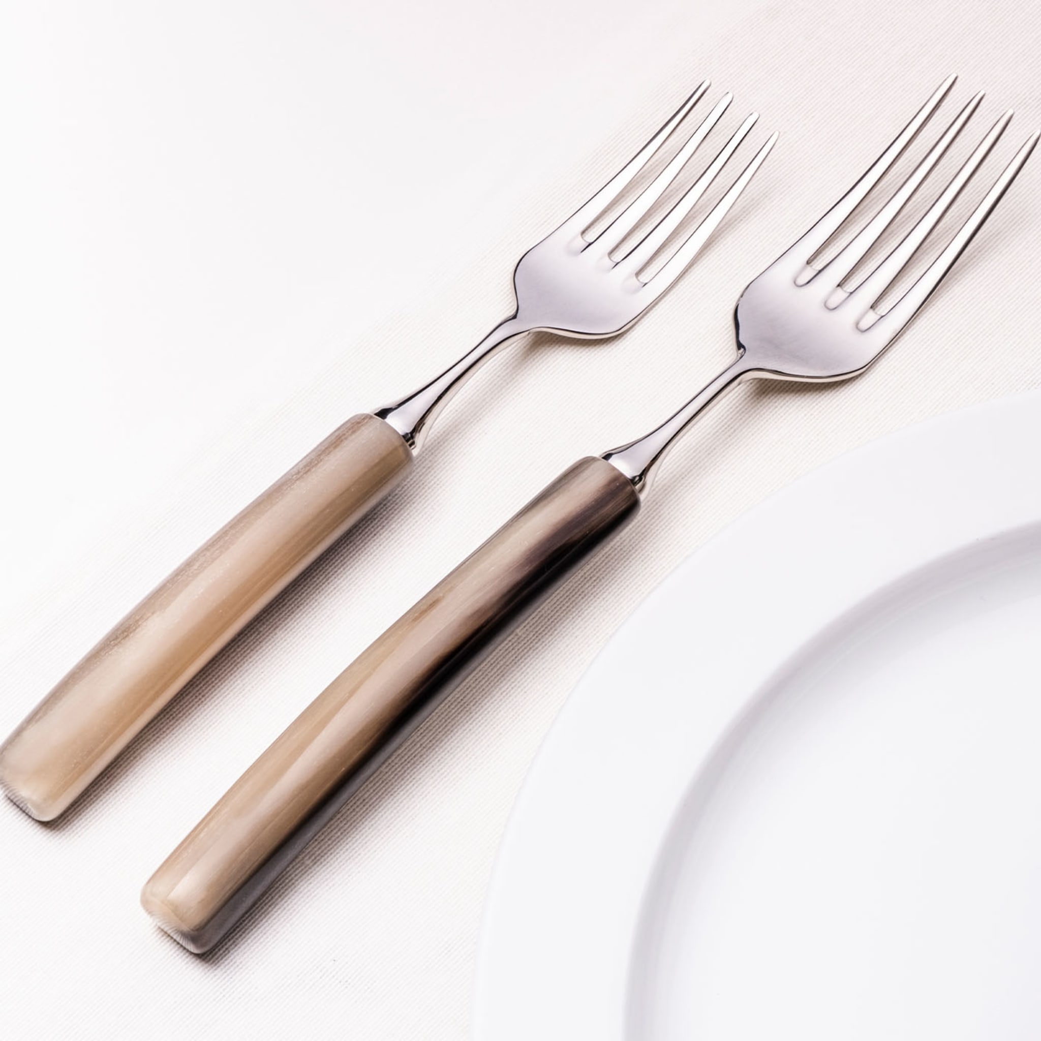 Classic Table Cutlery Set - Alternative view 2