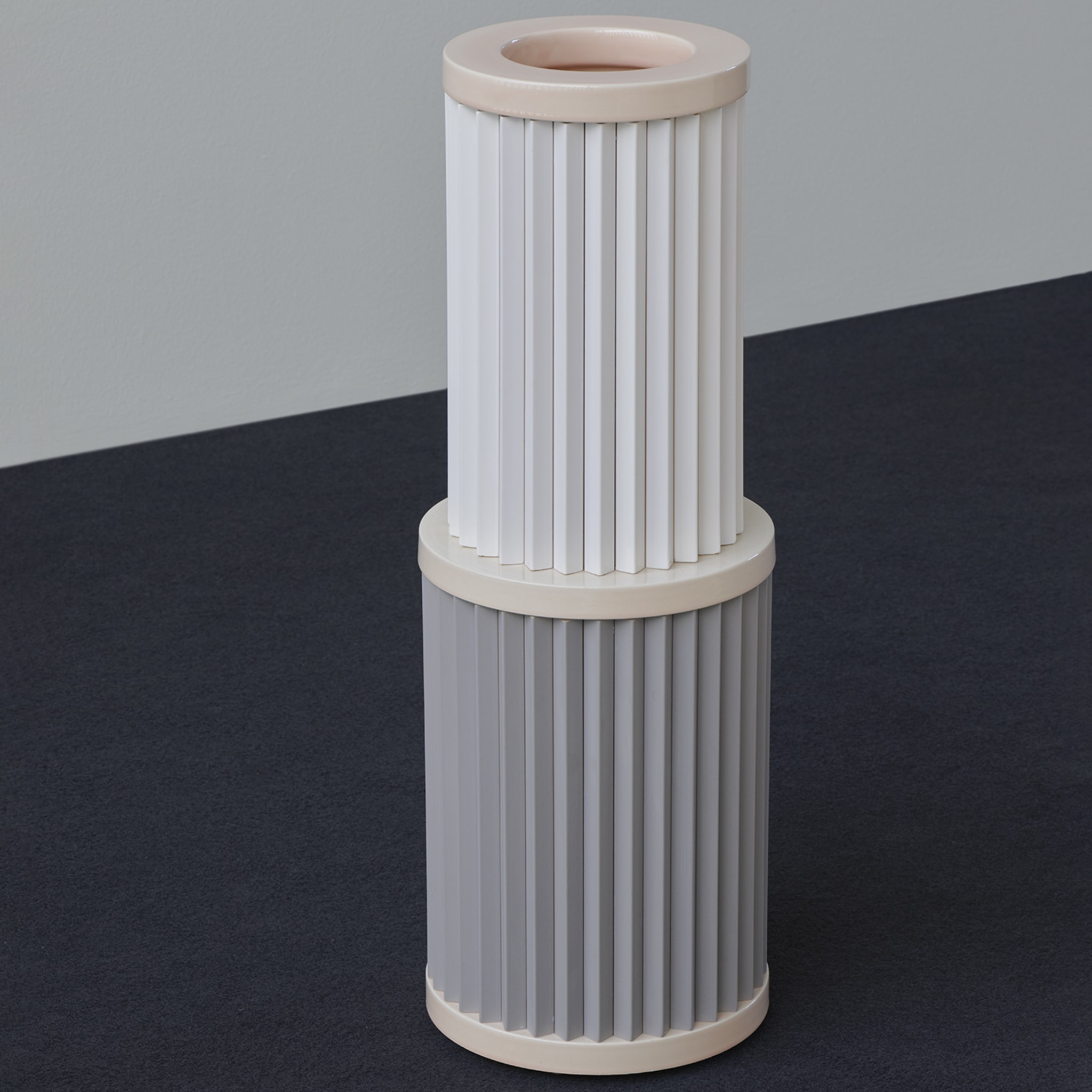Rombini C White and Gray Vase by Ronan & Erwan Bouroullec - Alternative view 2