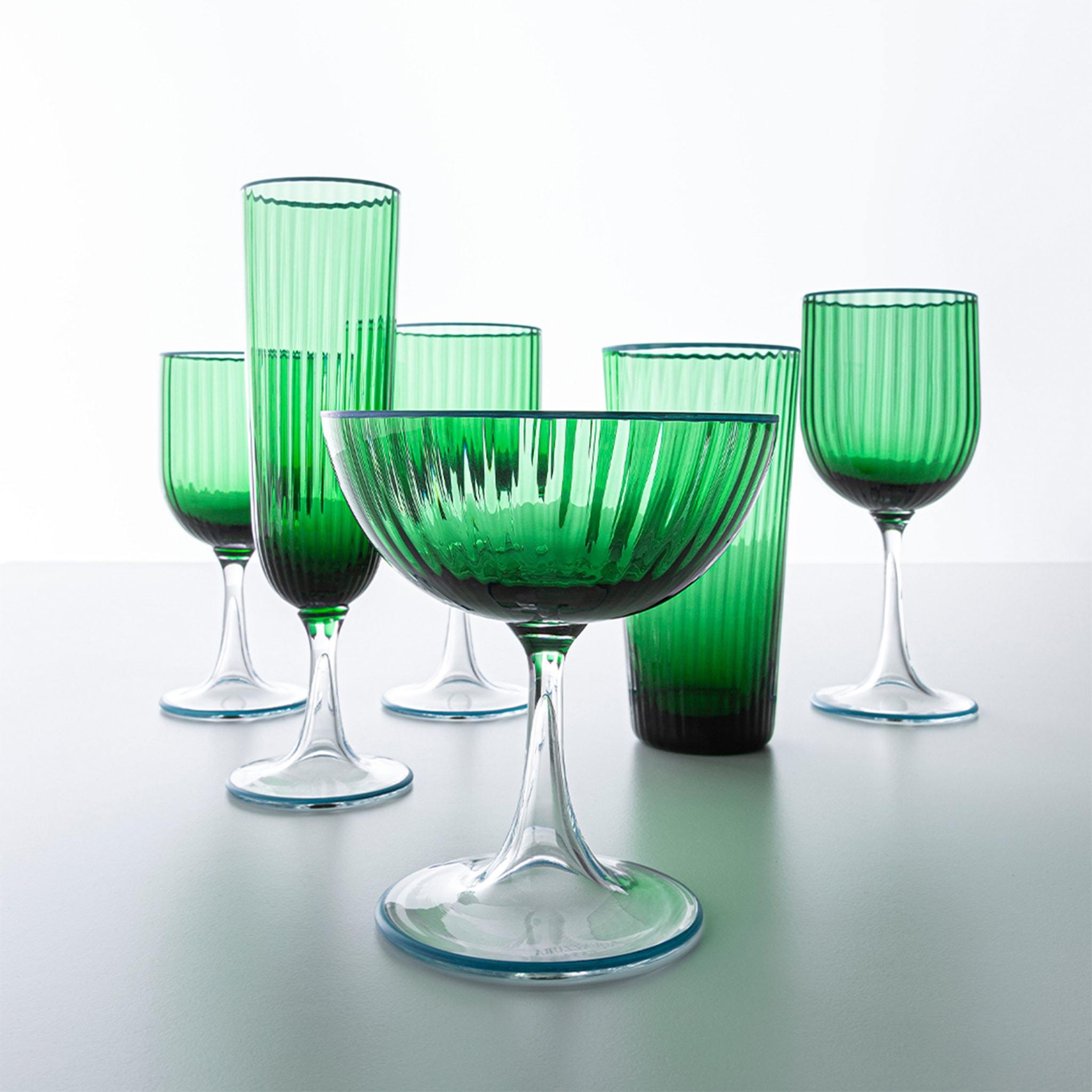 Set of 2 Mouth-Blown Emerald & Turquoise Champagne Glasses - Alternative view 4