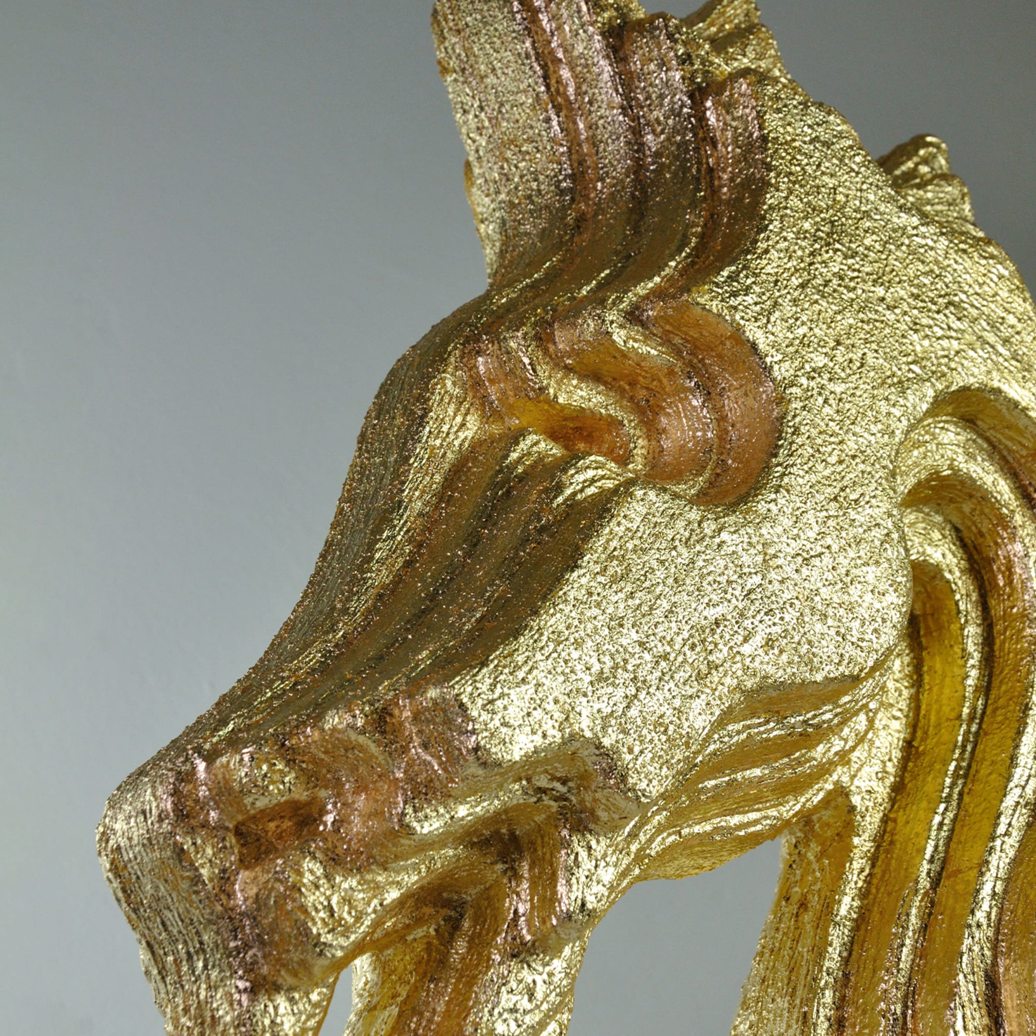 Gold Head Horse Golden Sculpture - Alternative view 4