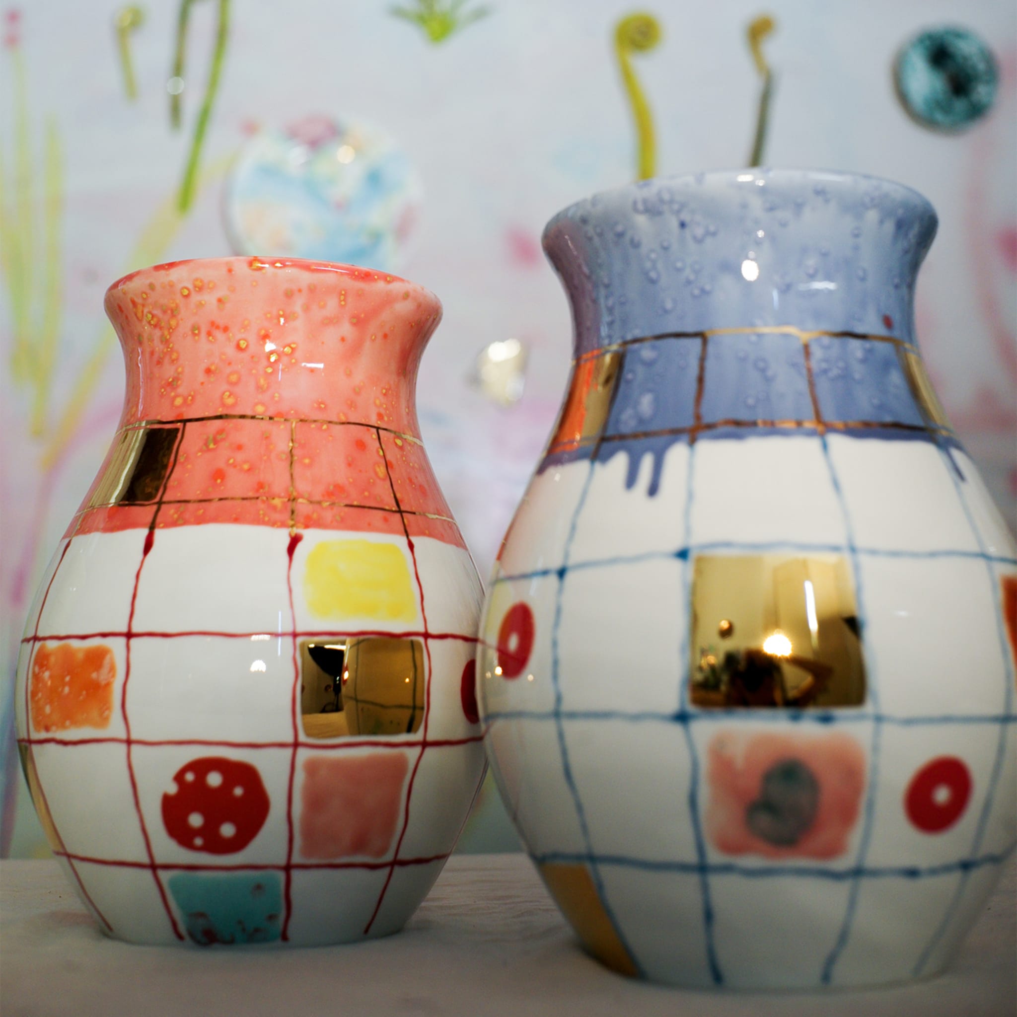 Calypso Pink Porcelain Vase - Alternative view 3