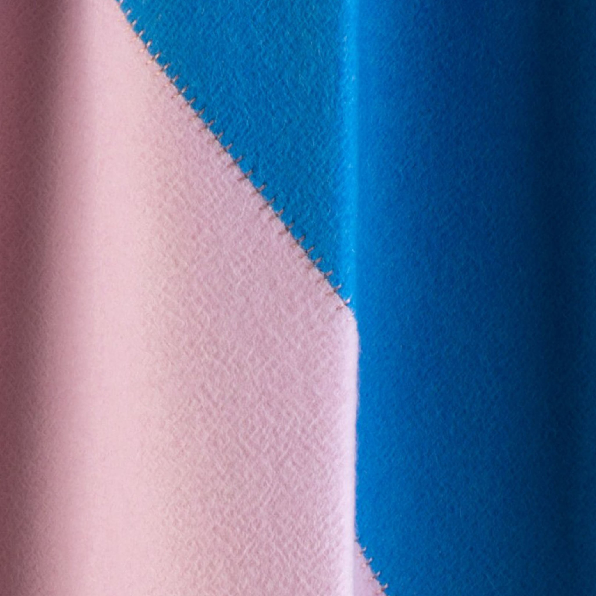 Biella Pink and Blue Blanket - Alternative view 3