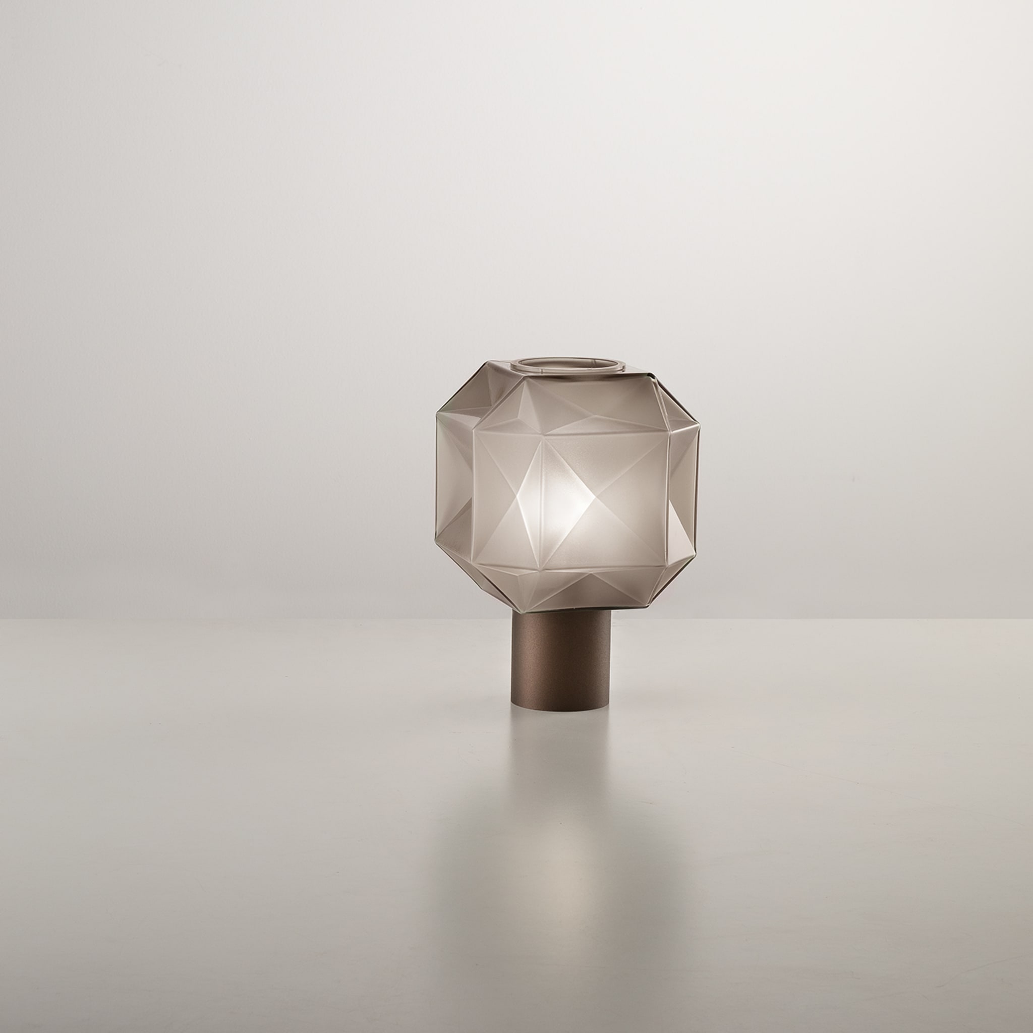 Cubo Table Lamp - Alternative view 1