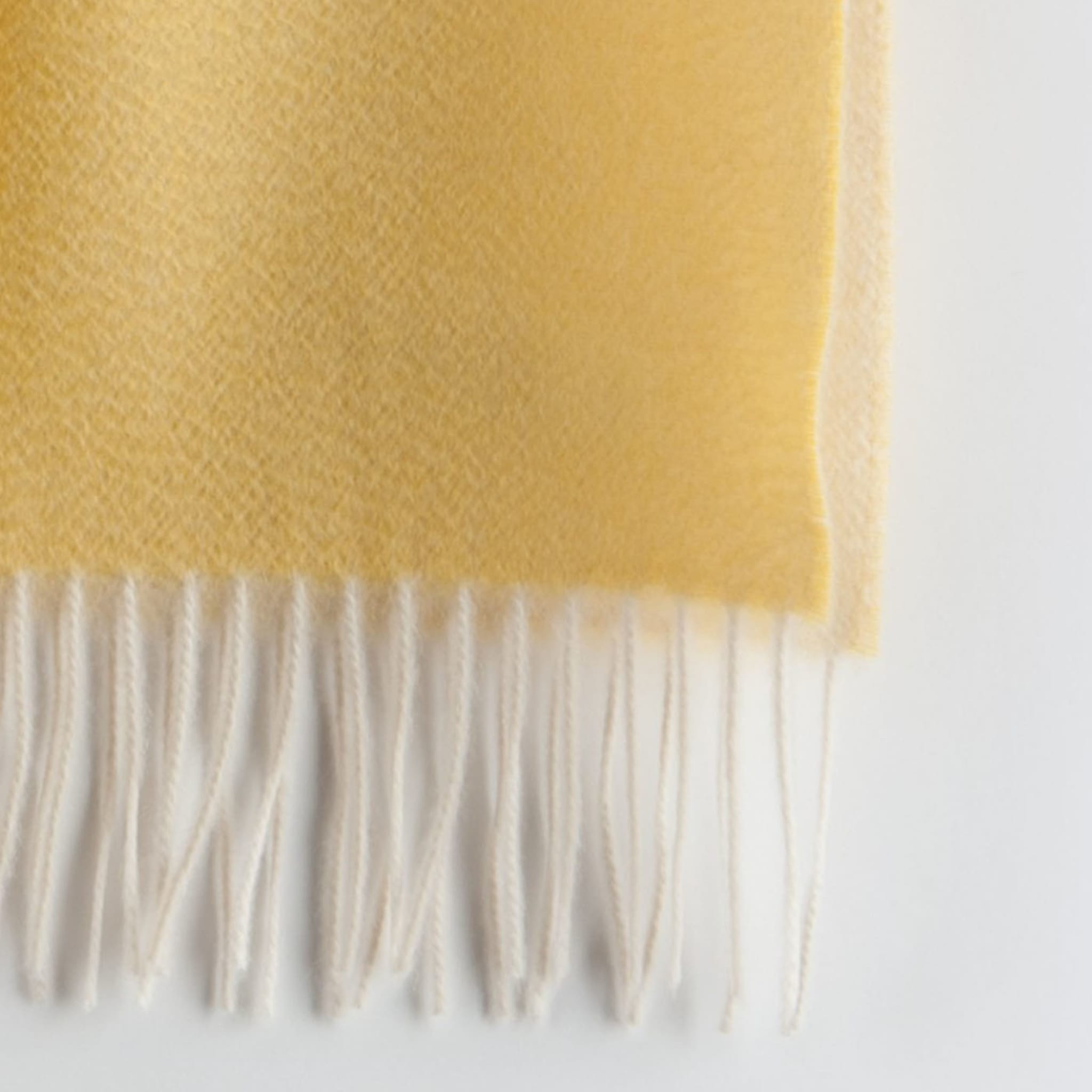 Biella Yellow Blanket - Alternative view 1