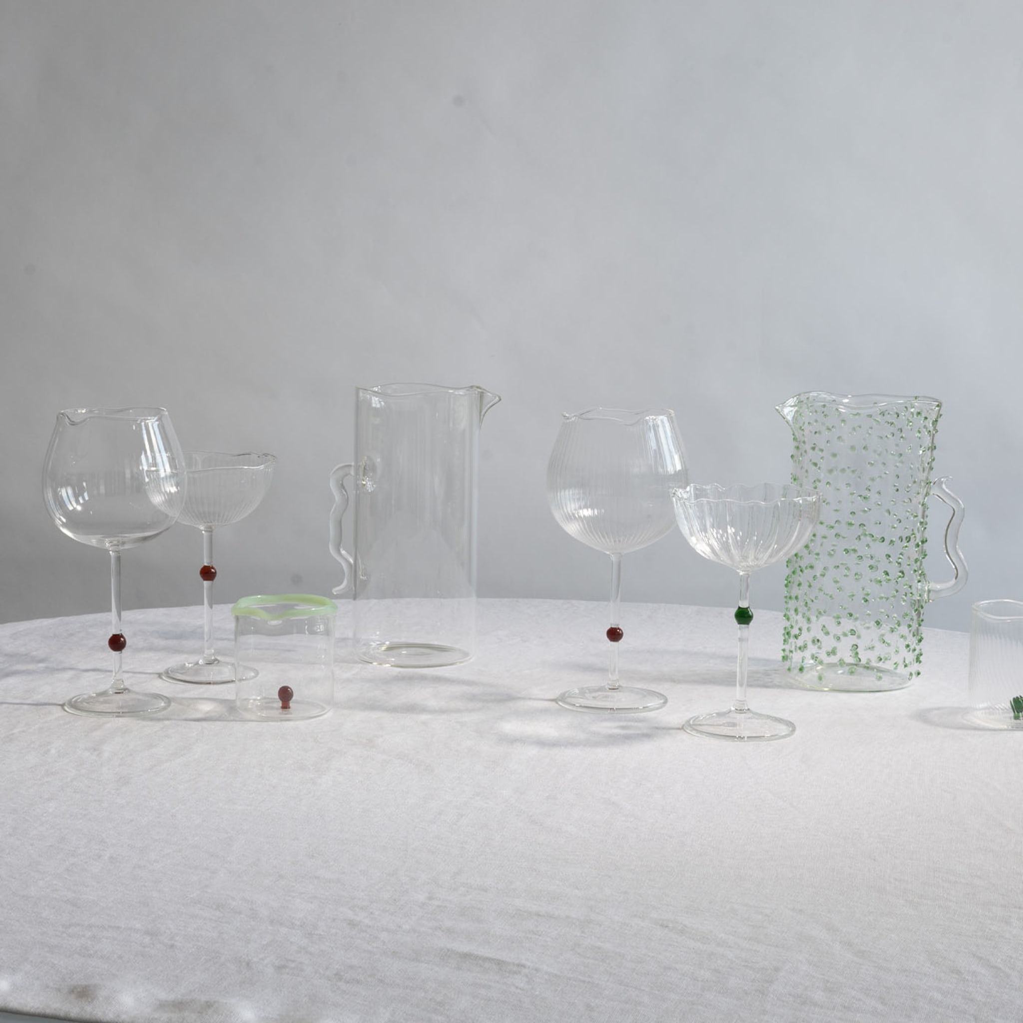 Pearl Emerald Green Set of 6 Wine Glasses - Alternative view 1
