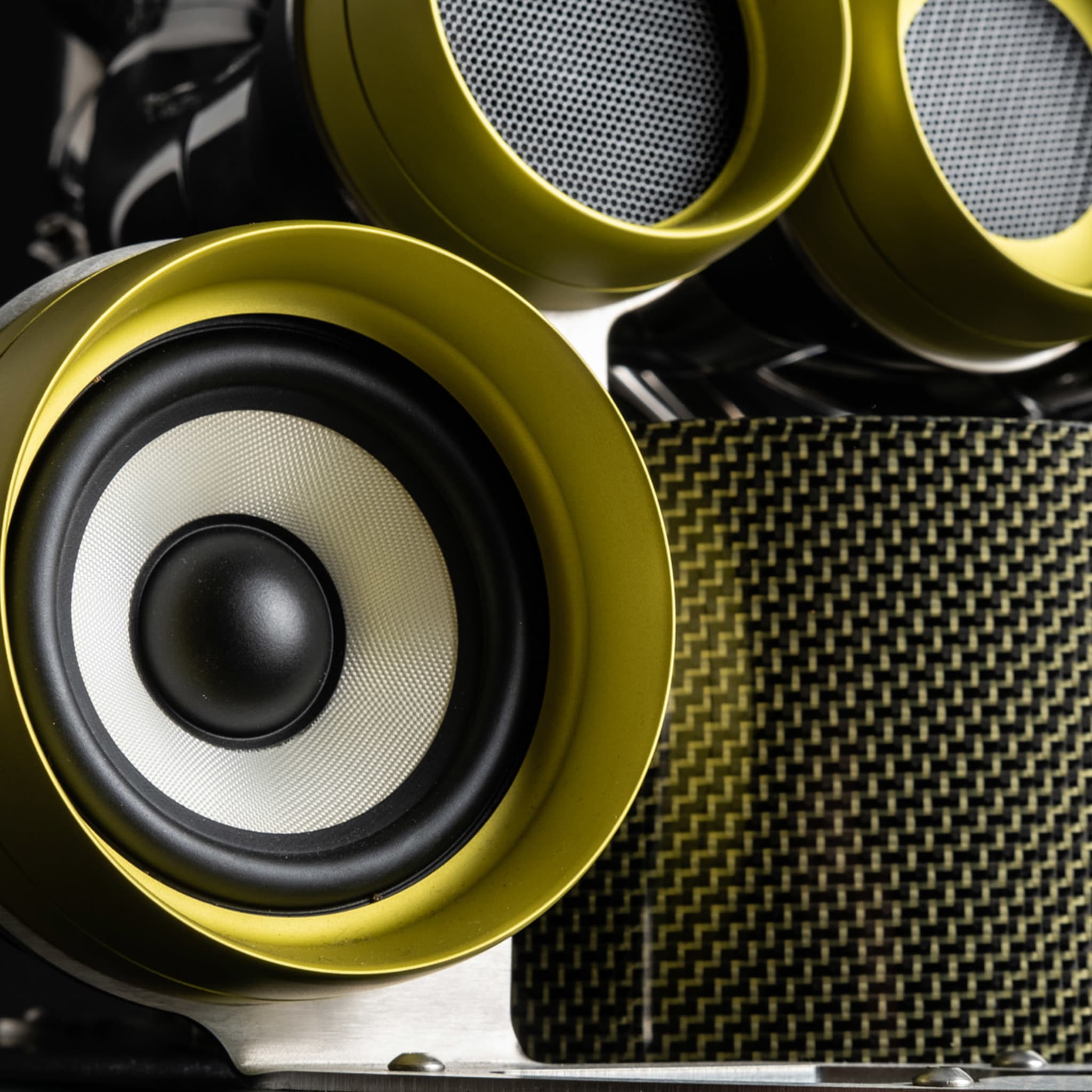 XiLO Carbon Kevlar Hi-Fi Speaker - Alternative view 4