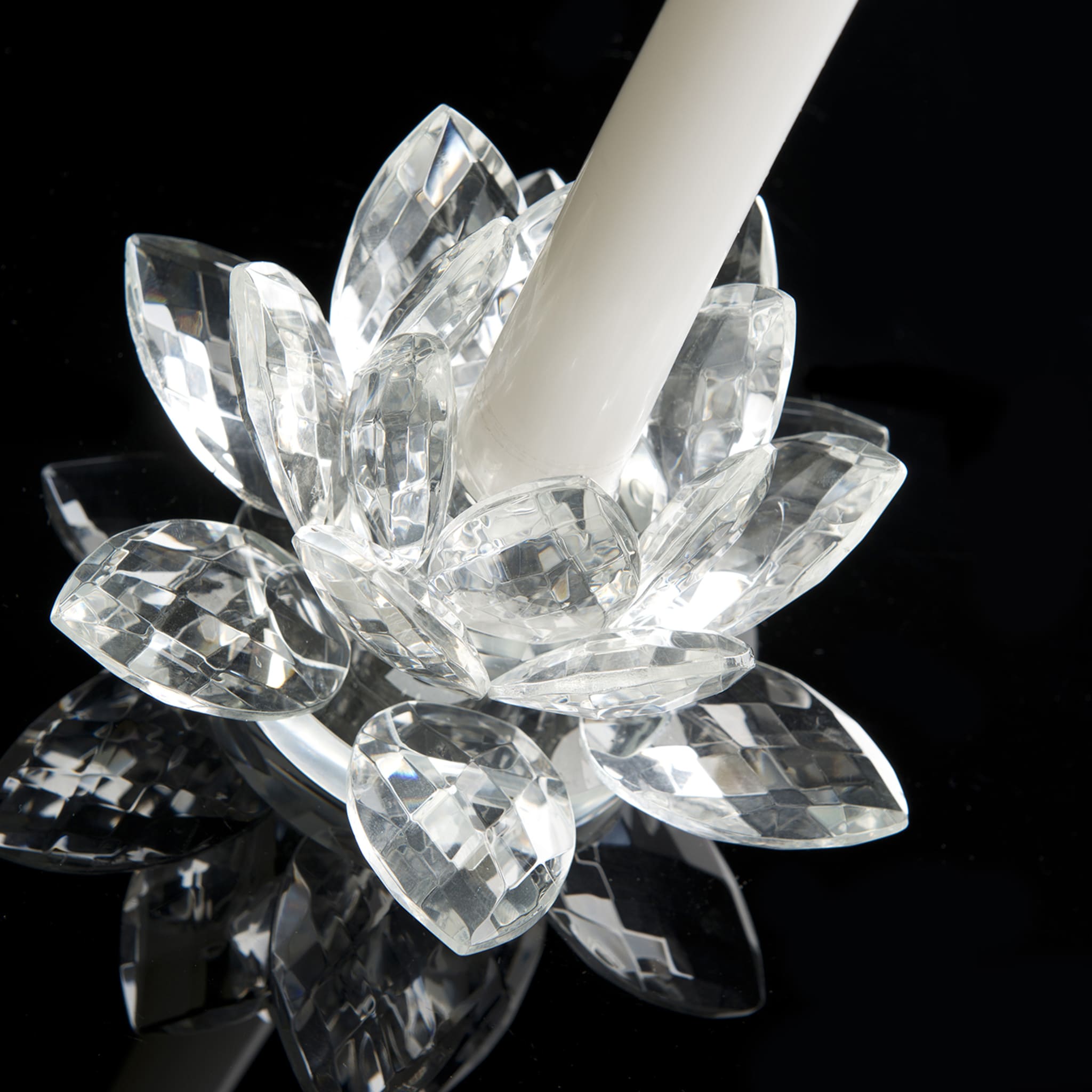 Kleiner Lotus-Kristall-Kerzenständer - Alternative Ansicht 2