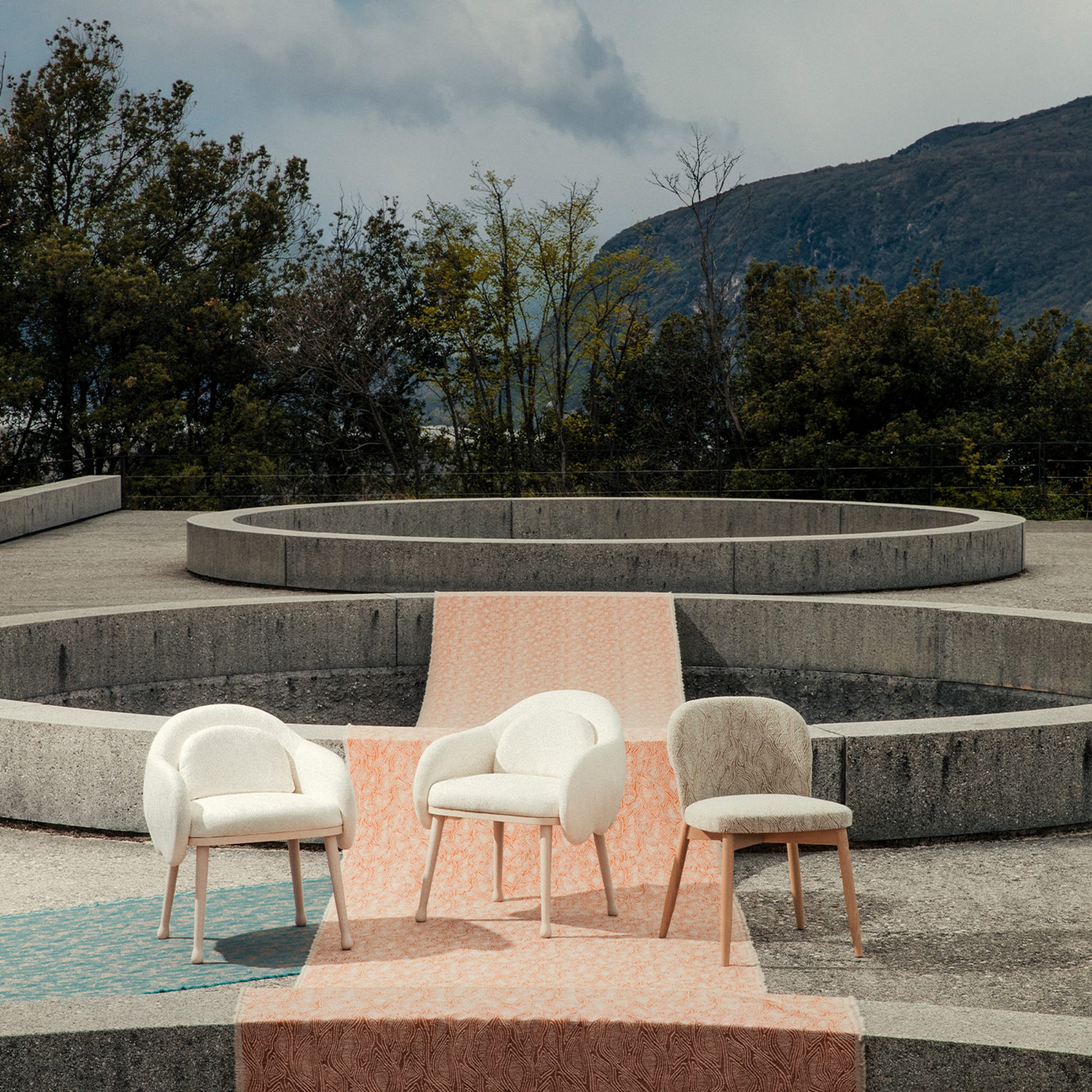 Corolla 270 White Chair by Cristina Celestino - Vue alternative 3