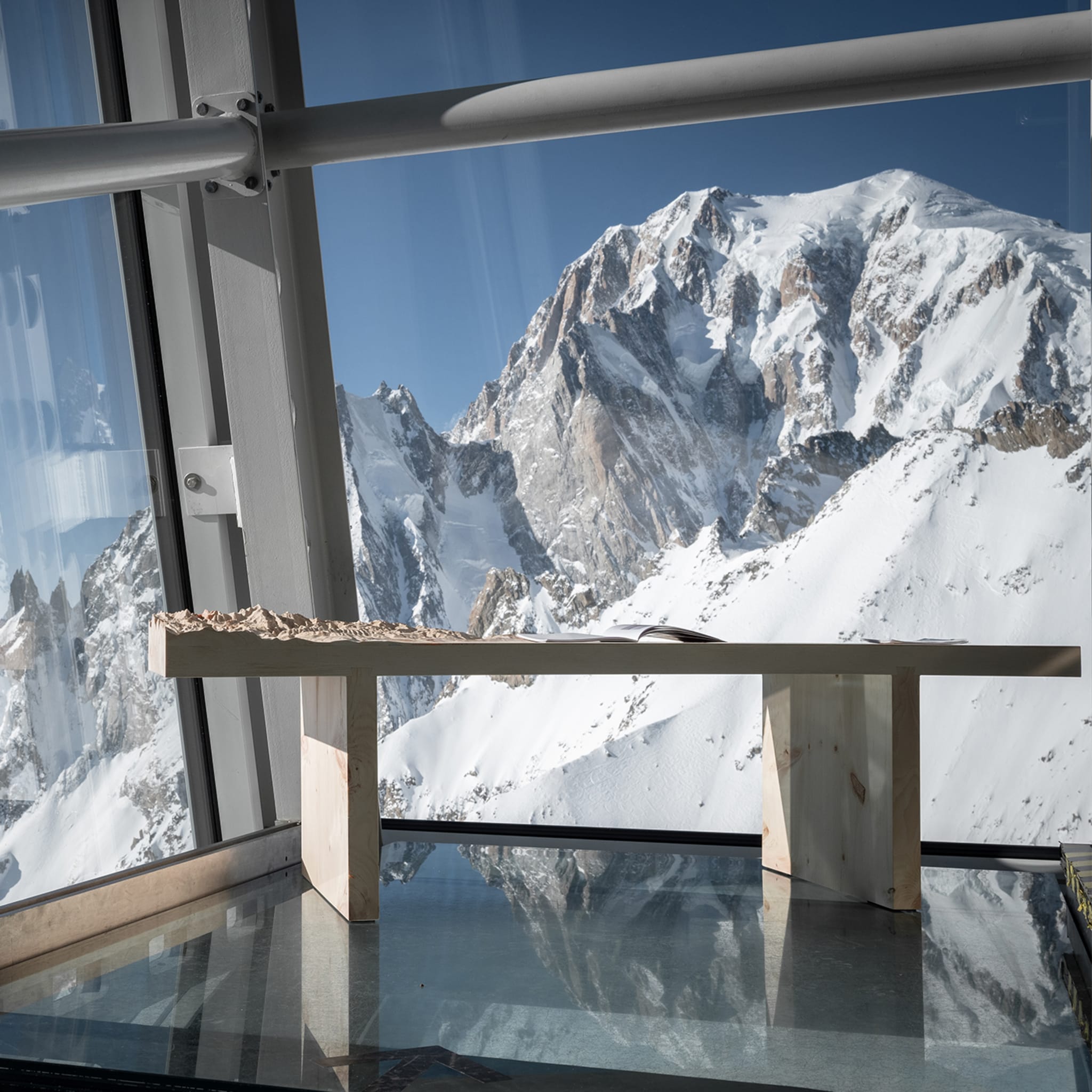 Belvedere Topographic Bench Designed By Riccardo Vendramin - Alternative view 4