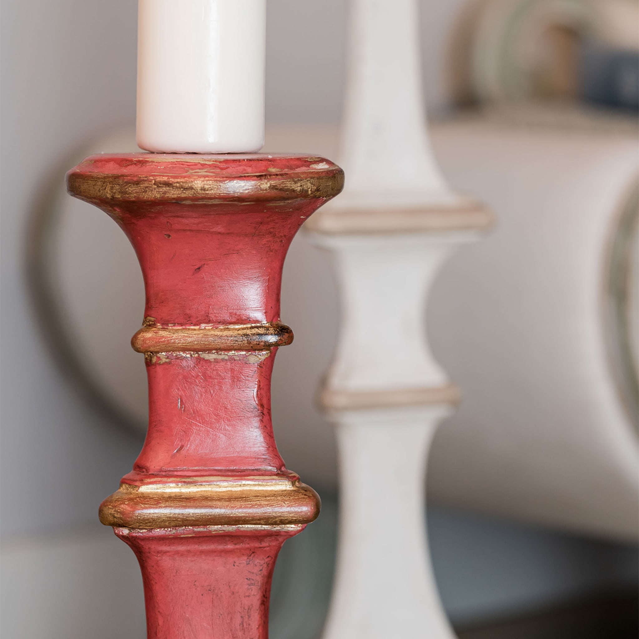 Red and Golf-Leaf Small Gubbio Candle Holder - Alternative view 1