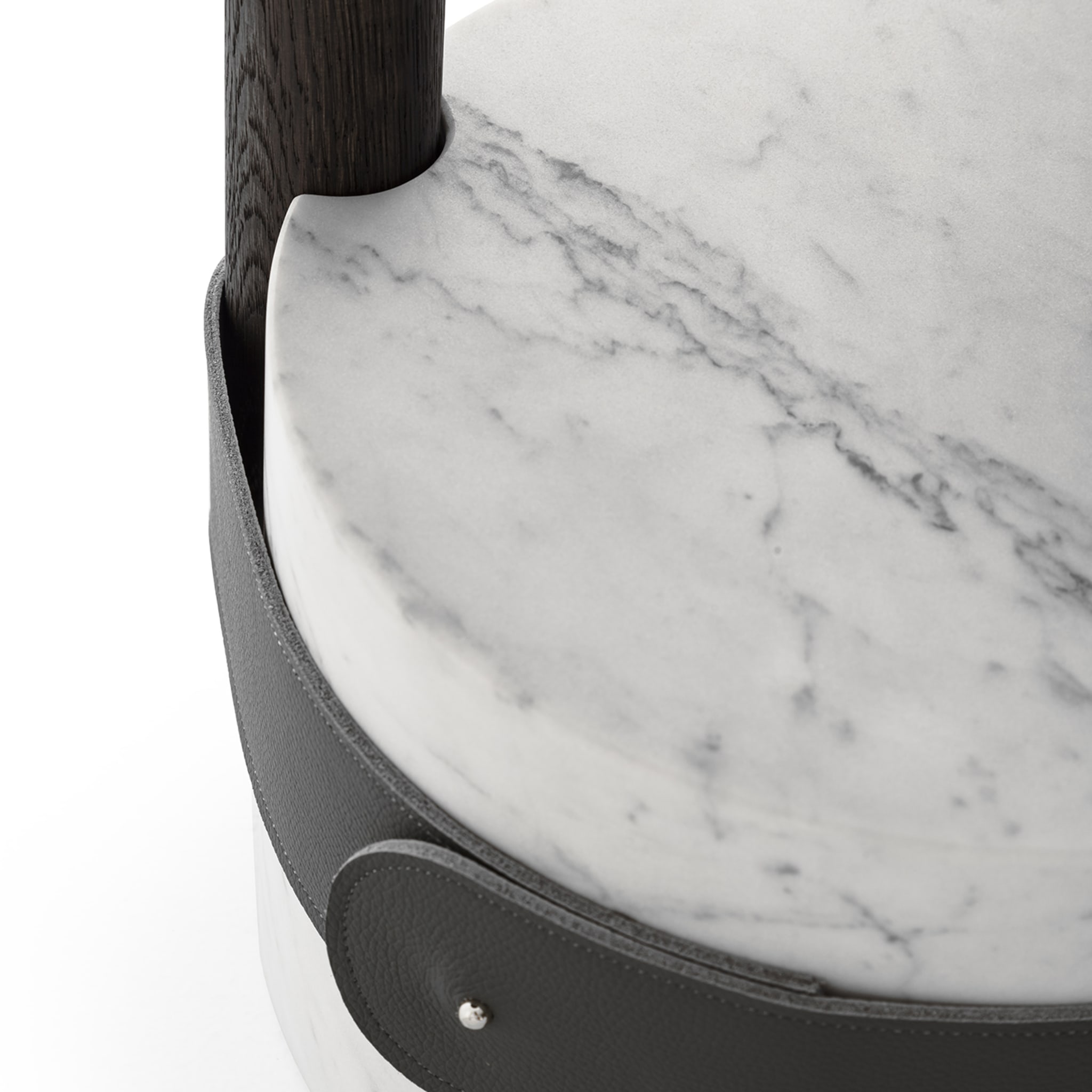 Tavolino Champignon in legno di Carrara e rovere - Vista alternativa 2