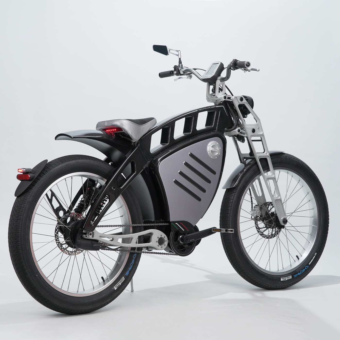 Technocruiser Carbon & Glossy Silver E-Bike - Arlix