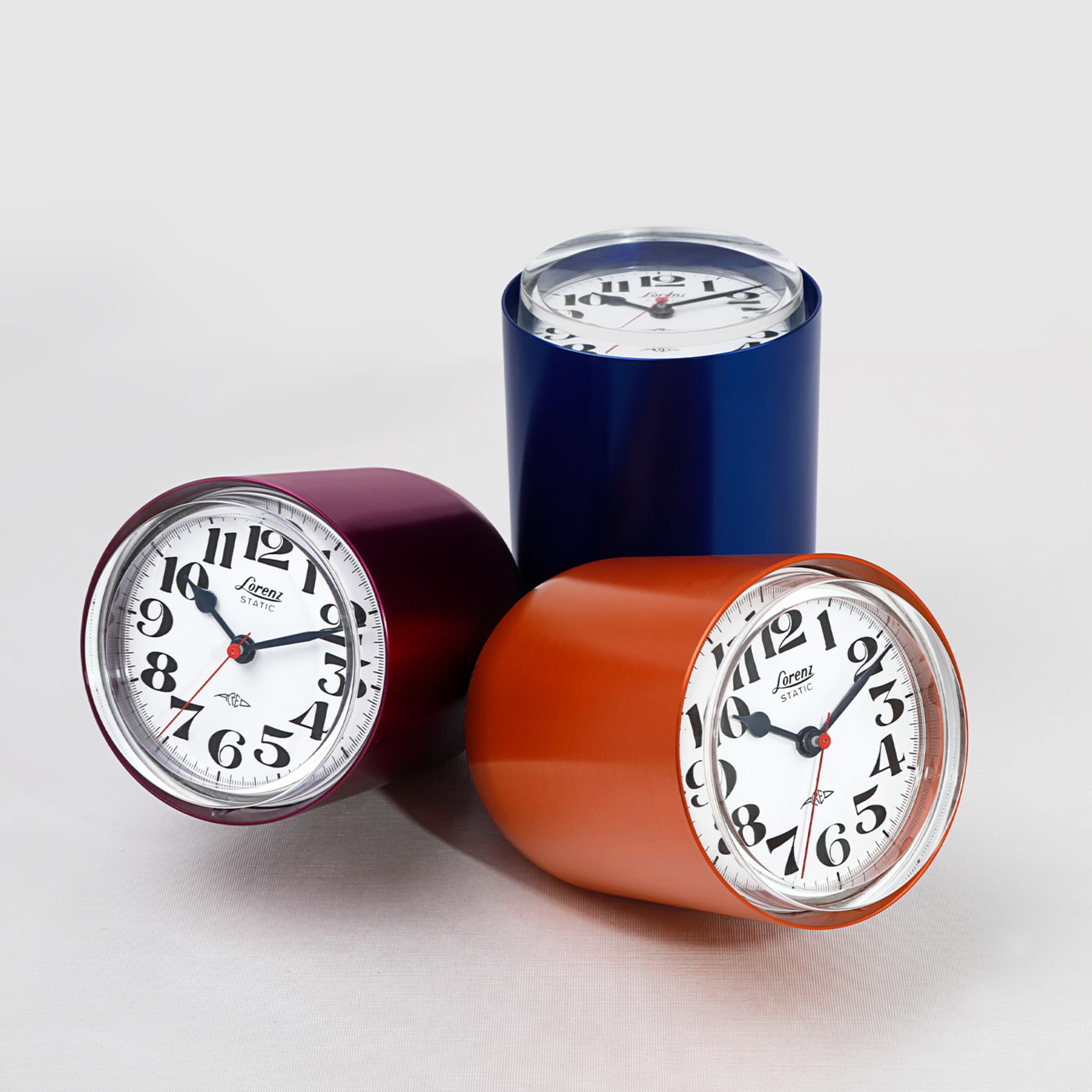 Horloge de table Static Purple par Richard Sapper - Vue alternative 2
