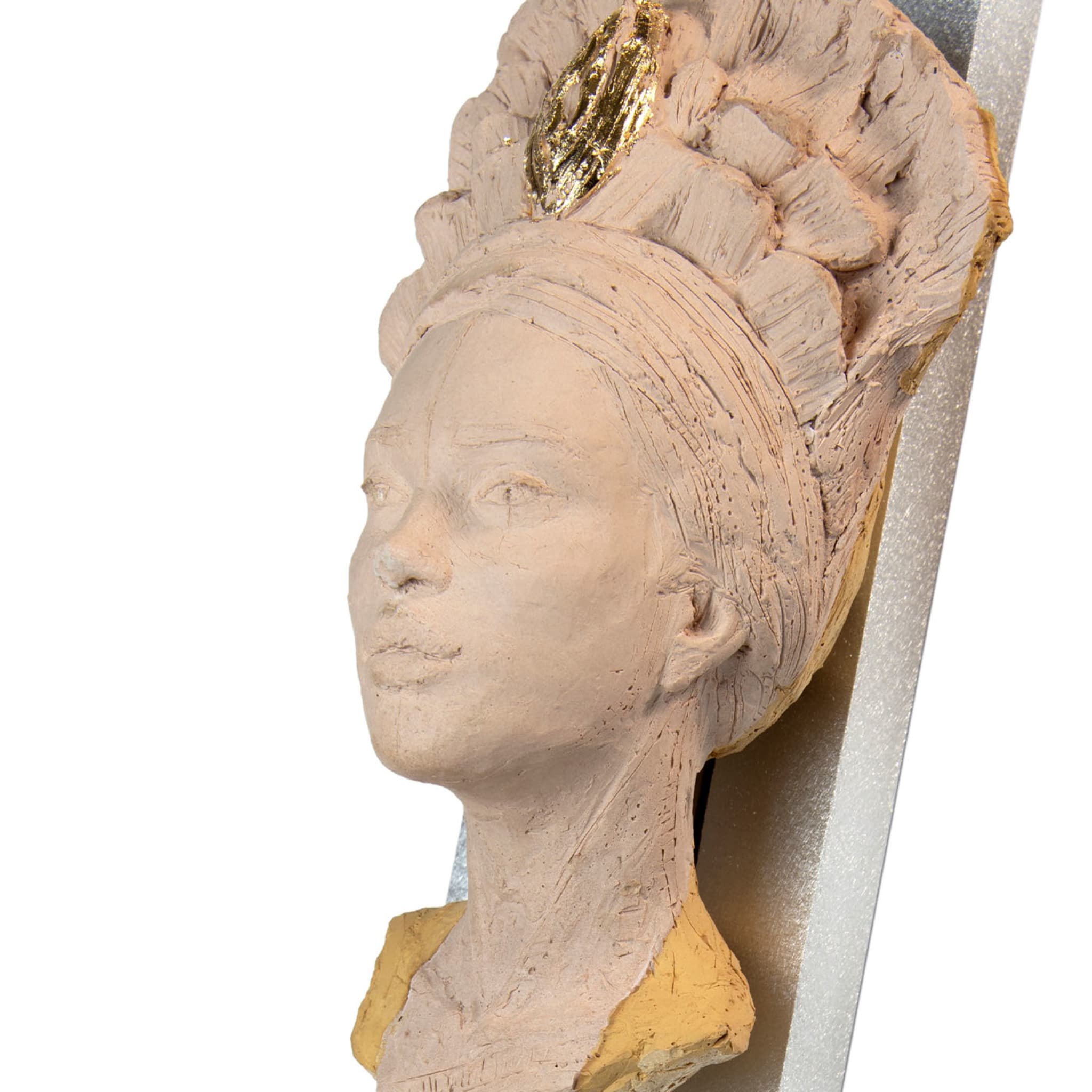Matrilineare II Terracotta Sculpture - Alternative view 4