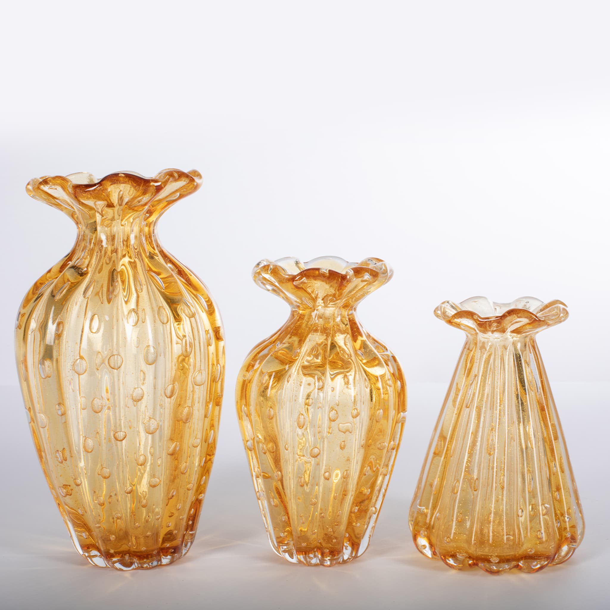 1950 Amber Set of 3 Vases with Gold Bubbles - Alternative view 1
